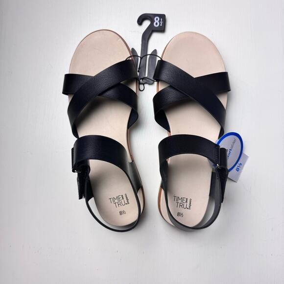 Time and Tru Adjustable Ankle  Strap So Comfortable Black Sandals Sz 8.5 NWT - Picture 3 of 16